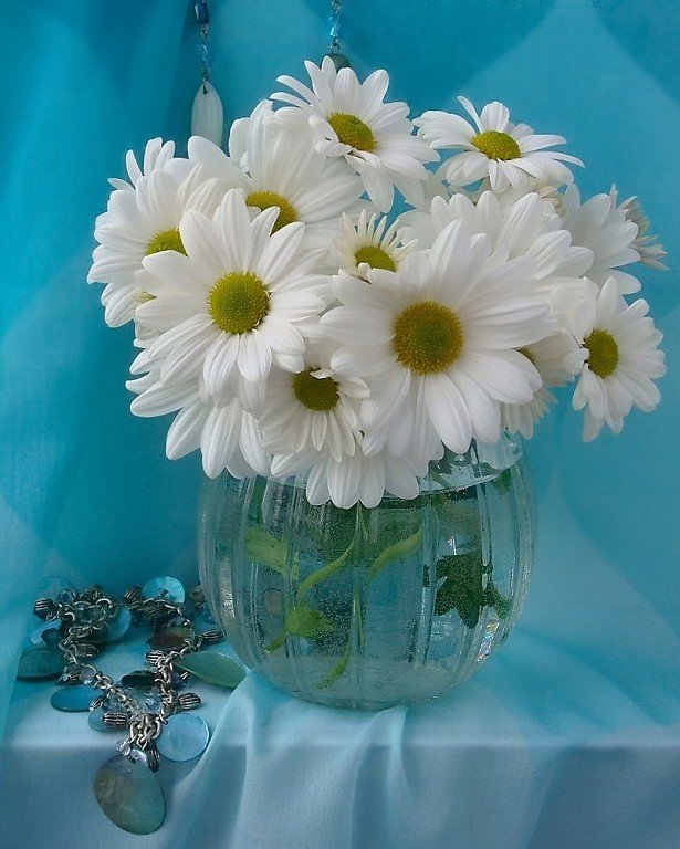 ромашки в вазе - оригинал