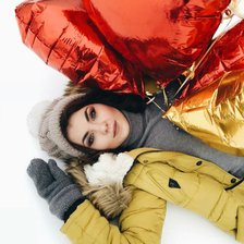 Схема вышивки «Подарок на ДР»