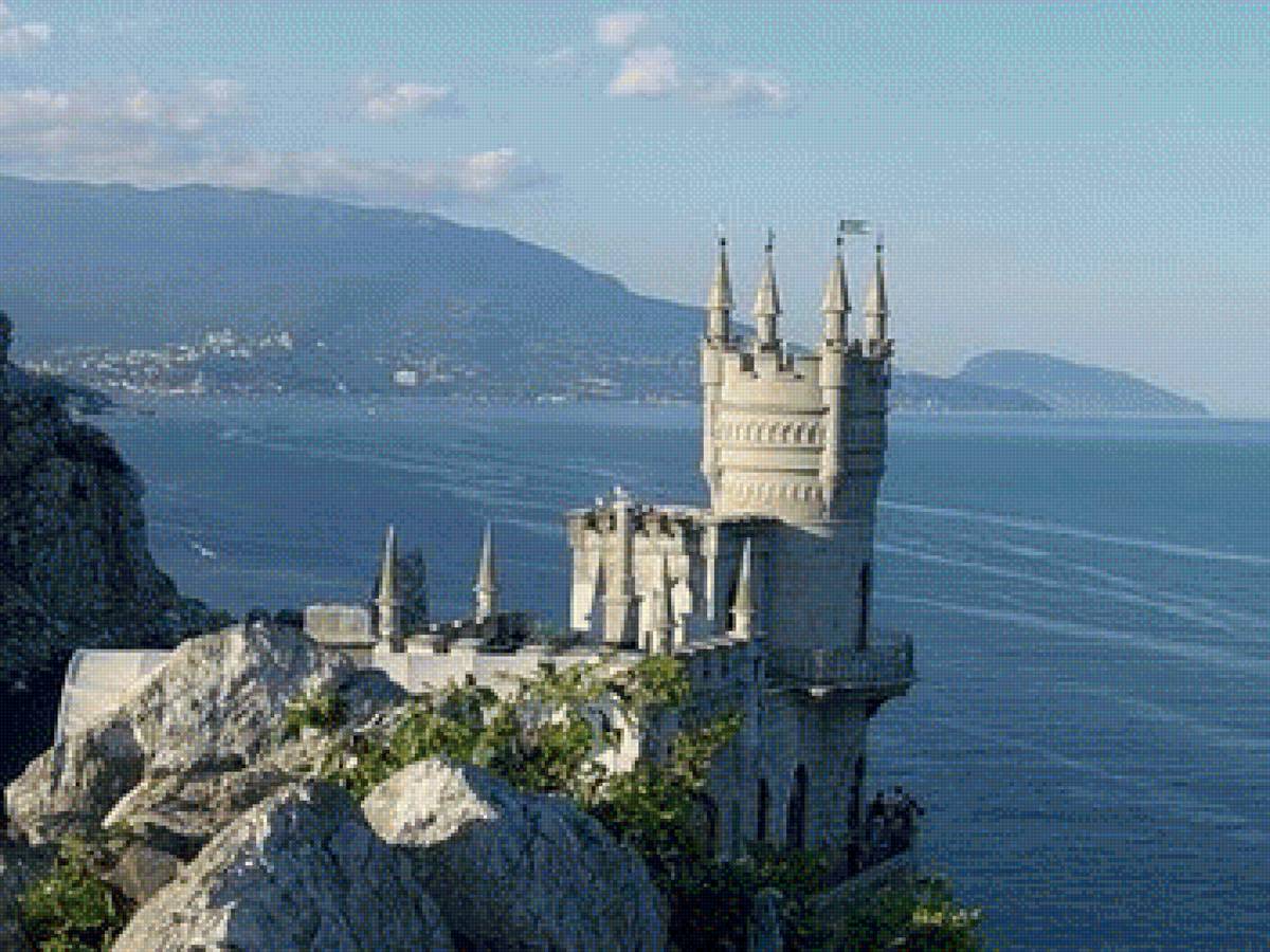 Ласточкино гнездо - лето, море, замок - предпросмотр