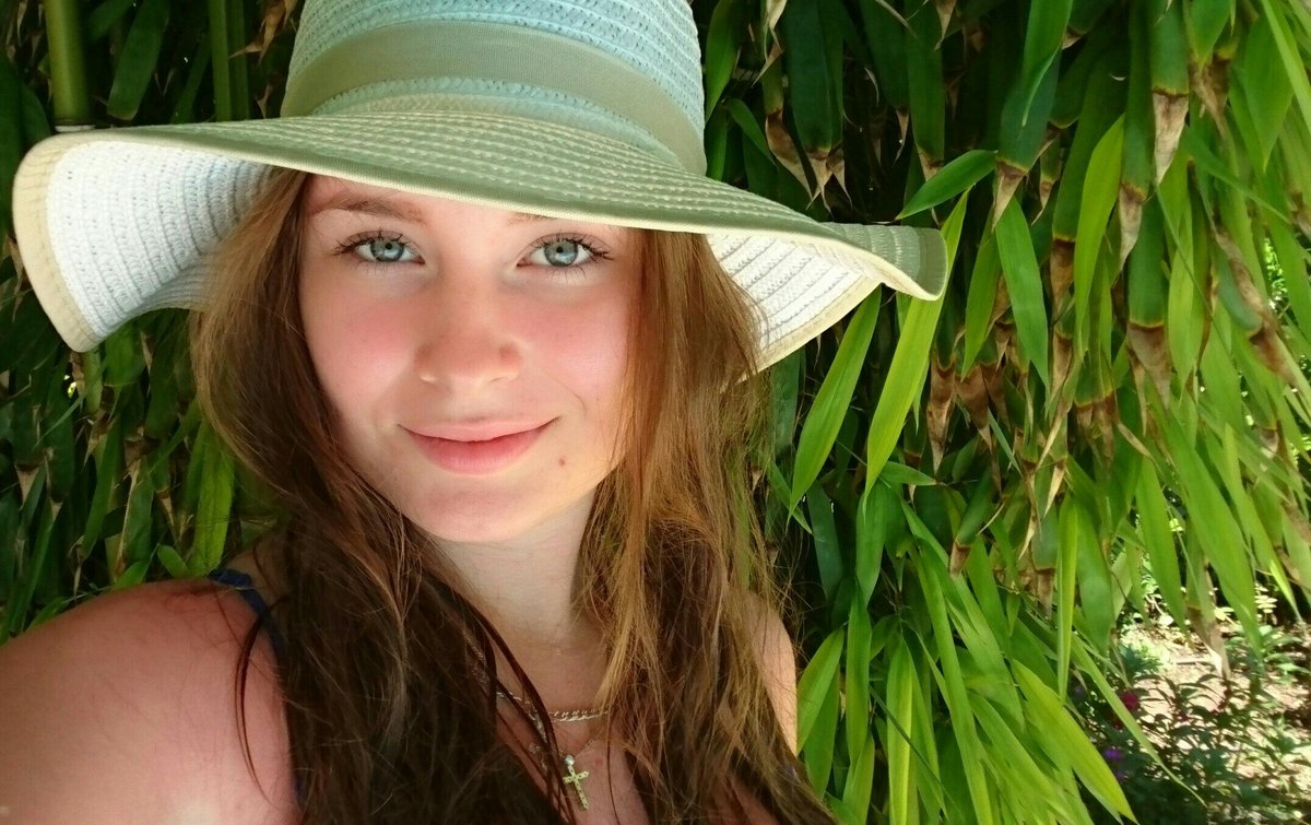 Анна - девушка - оригинал