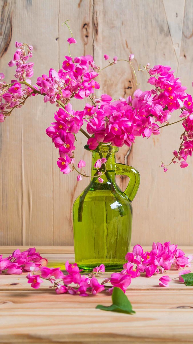 Кувшин с веткой - оригинал