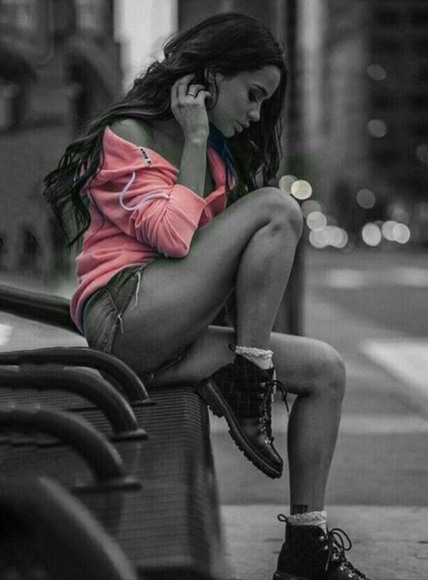 Девушка - оригинал