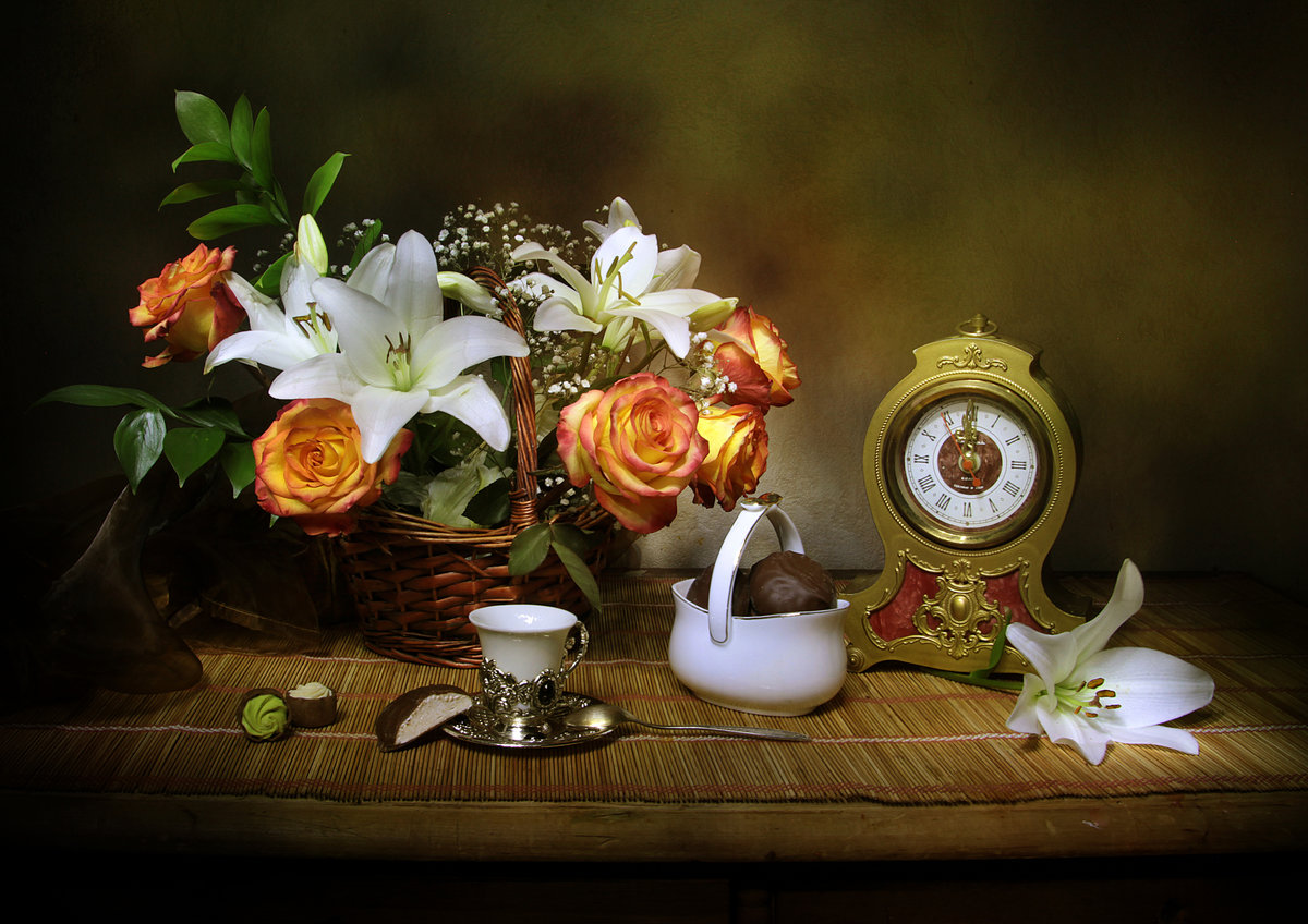 Натюрморт - лилии, цветы, букет, розы, часы, натюрморт - оригинал
