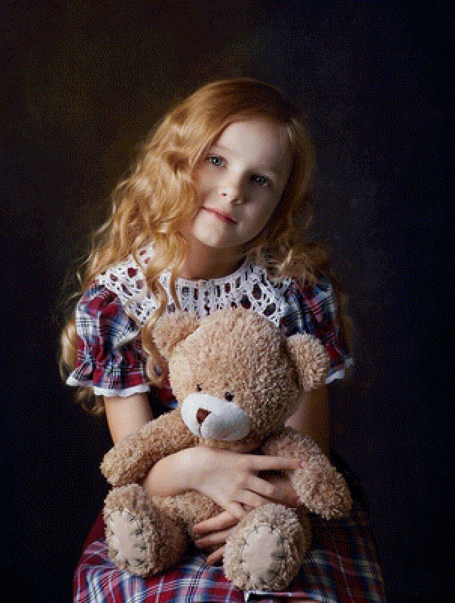 Девочка с мишкой - мишка, девочка, игрушка, портрет - предпросмотр