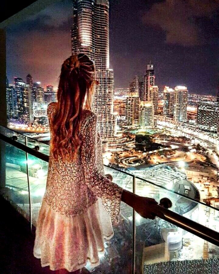 Ночной город - девушка ночь город - оригинал