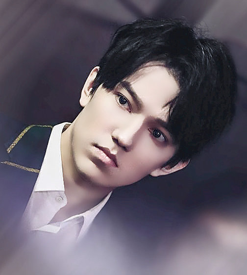 Димаш. - певец. - оригинал