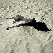 Схема вышивки «Девушка в песках»