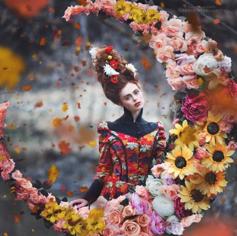 Маргарита Карева - девушка в цветах, цветочная луна - оригинал