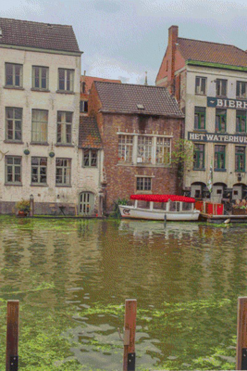 на канале - лодка, дома, канал - предпросмотр