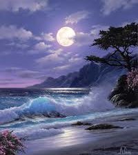 Луна и море