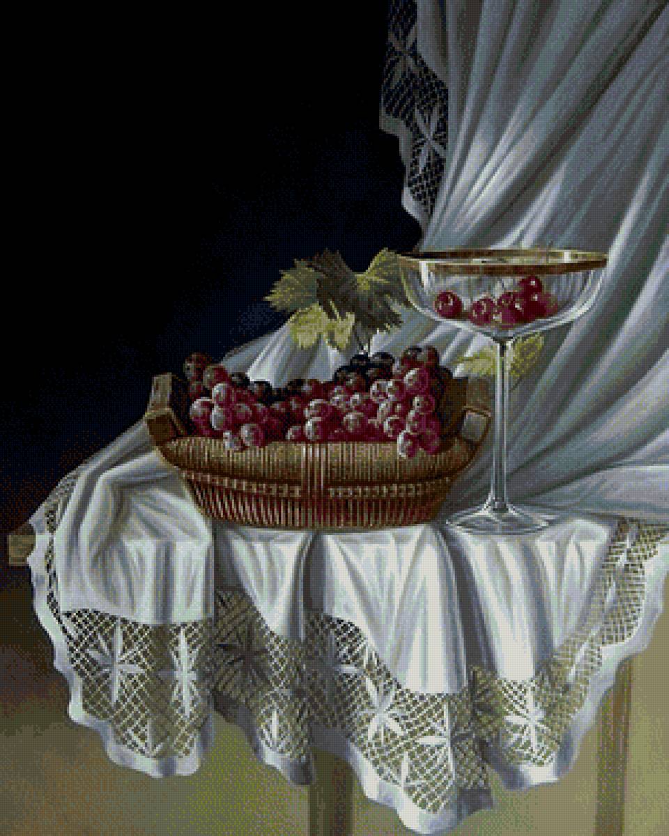 натюрморт - корзинка, салфетка, виноград, бокал, еда - предпросмотр