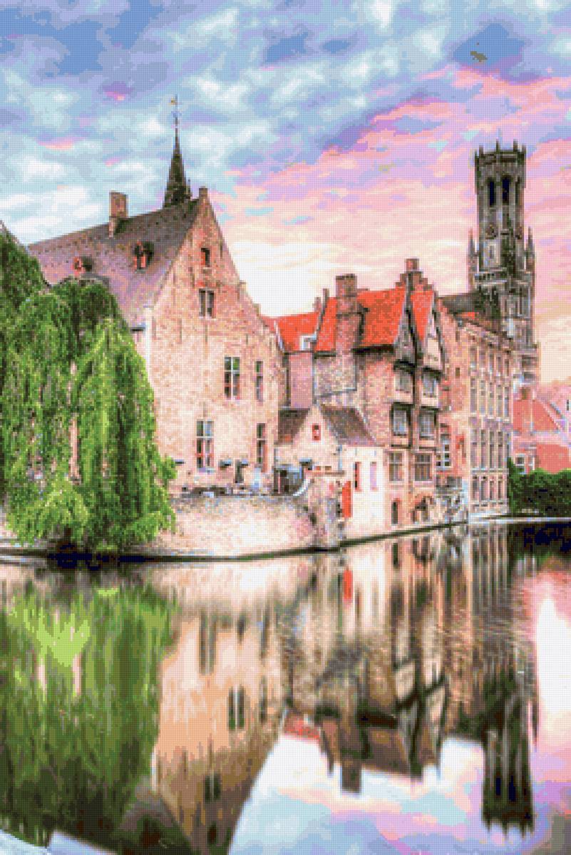 Hostelsmania - mirror, water, river, hotel - предпросмотр