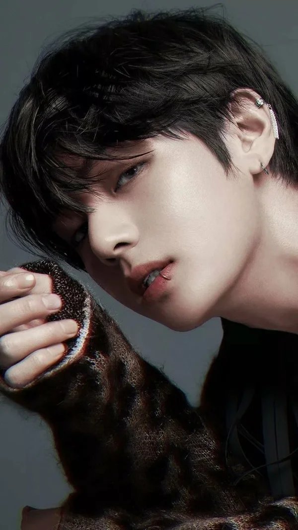 BTS V - оригинал