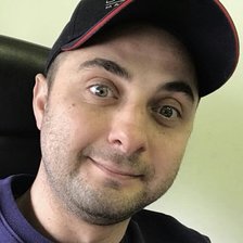 Демис Карибидис