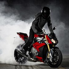 Схема вышивки «Мотоциклист S1000RR»