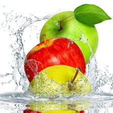 Яблоки на воде