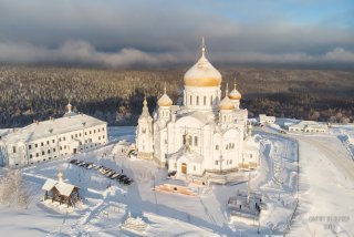Белогорский мужской монастырь. Утро - белая гора, храм, утро - оригинал