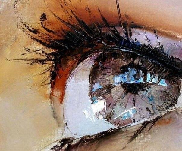 Лицо - глаз, девушка - оригинал