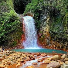 Pulang Bato Falls