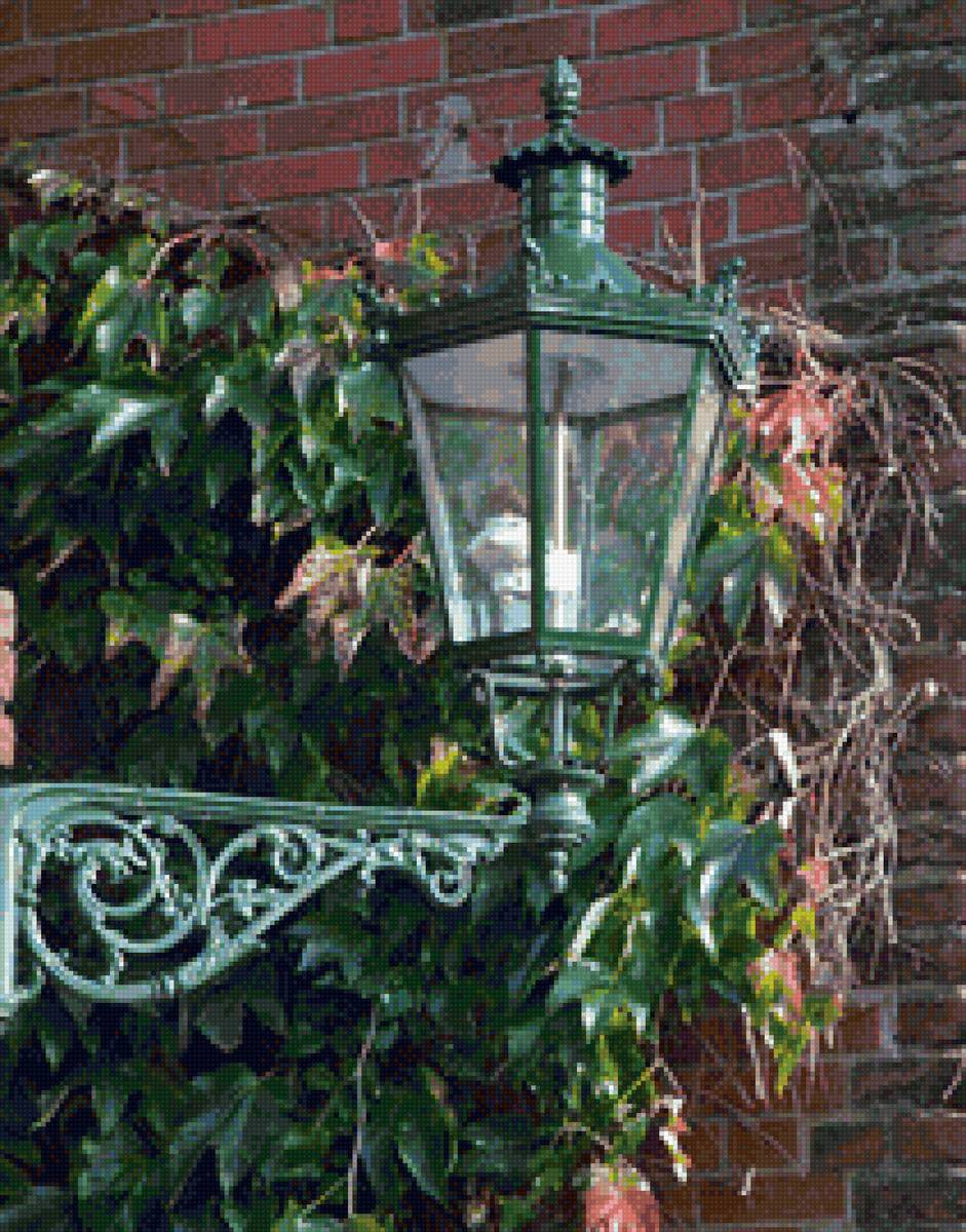 фонарь в саду - улица - предпросмотр