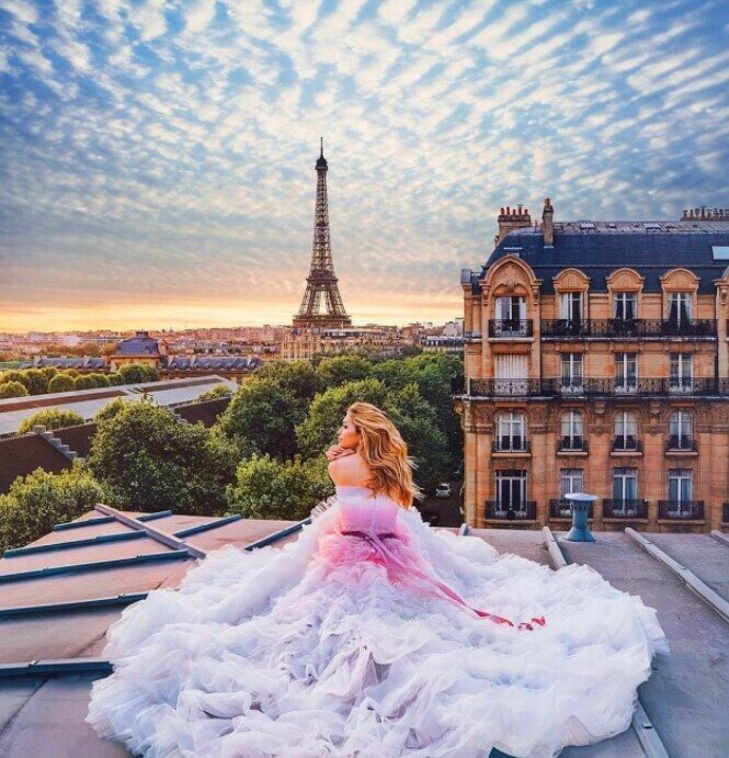 Девушка в Париже - девушка, платье, париж - оригинал