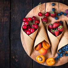 Схема вышивки «Ягодный микс»