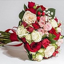 Схема вышивки «Красная цветочная композиция»