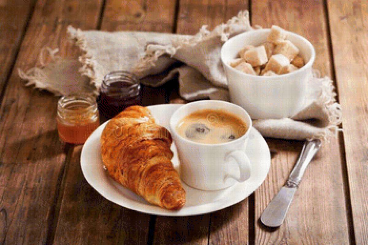 Кофе и круассан - предпросмотр