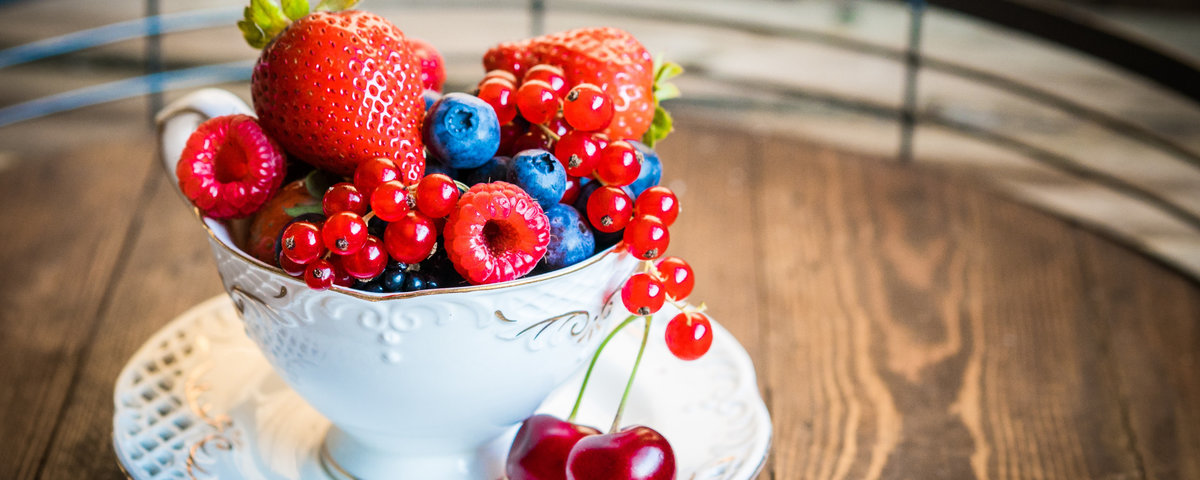 чашка ягод - чашка, на кухню, кухня, ягоды - оригинал