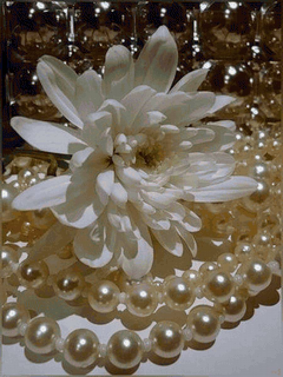 жемчуг - натюрморт, бусы, цветы - предпросмотр