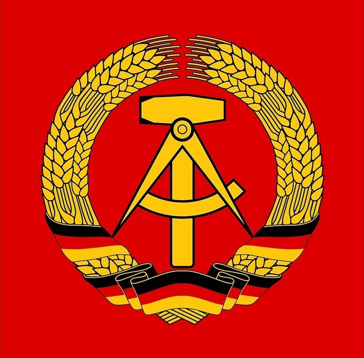 Герб ГДР - east germany, гдр, герб, soviet germany, ddr, east berlin - оригинал