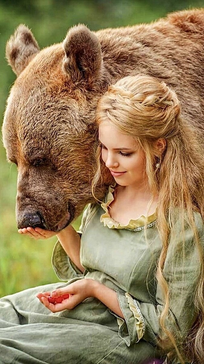 Маша и медведь - человек, девушка, природа - оригинал