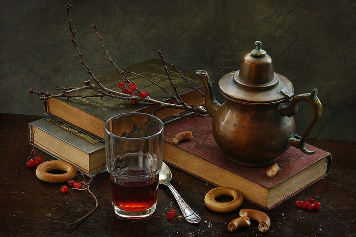 Чай с сушками - книги, чай, натюрморт - оригинал
