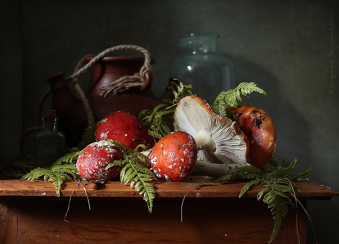 Мухоморы - грибы, натюрморт, кувшин, мухоморы - оригинал