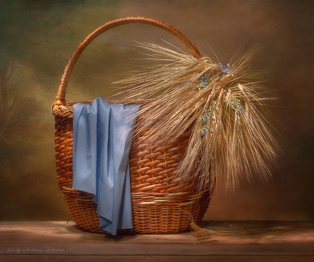 Колоски - натюрморт, корзина, колоски - оригинал