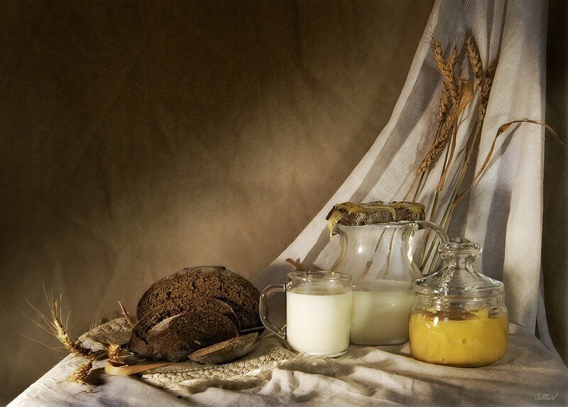 Черный хлеб - колосья, натюрморт, хлеб, молоко - оригинал