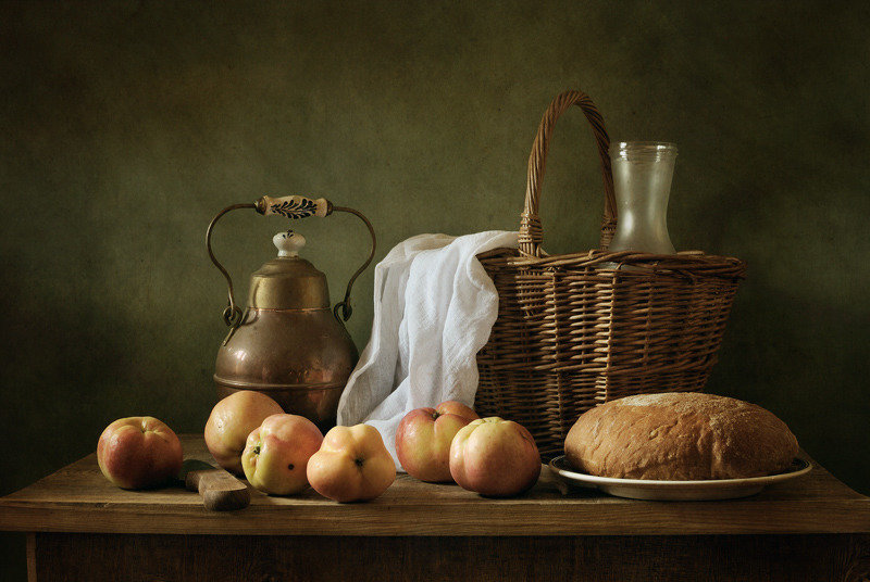 Дачный натюрморт - яблоки, хлеб, корзина, натюрморт - оригинал
