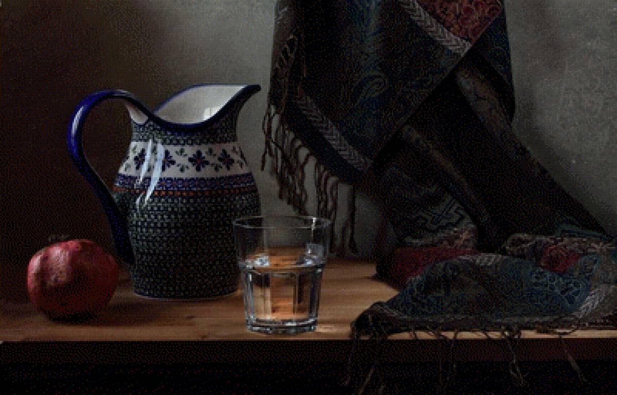 Стакан воды - гранат, стакан, натюрморт - предпросмотр