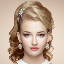 Схема вышивки «Девушка»