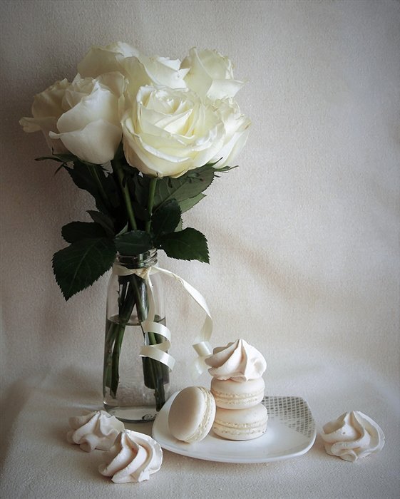 Ванильный натюрморт - зефир, цветы, букет, розы, натюрморт - оригинал