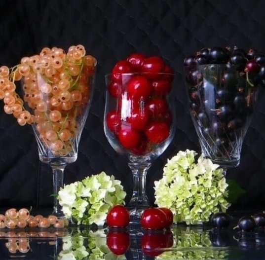 Ягоды в бокале - оригинал