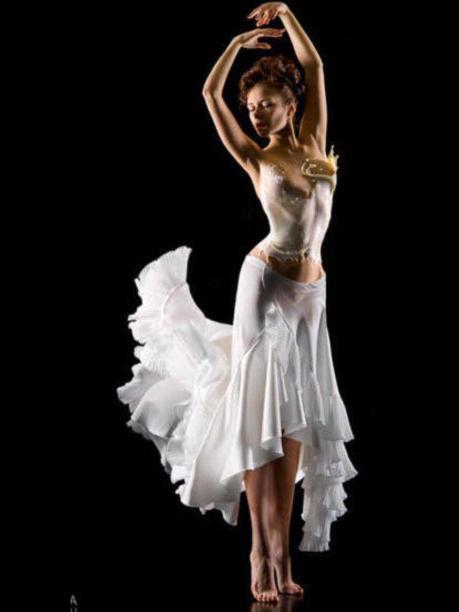 Танцовщица в белом - танцовщица белое платье - оригинал