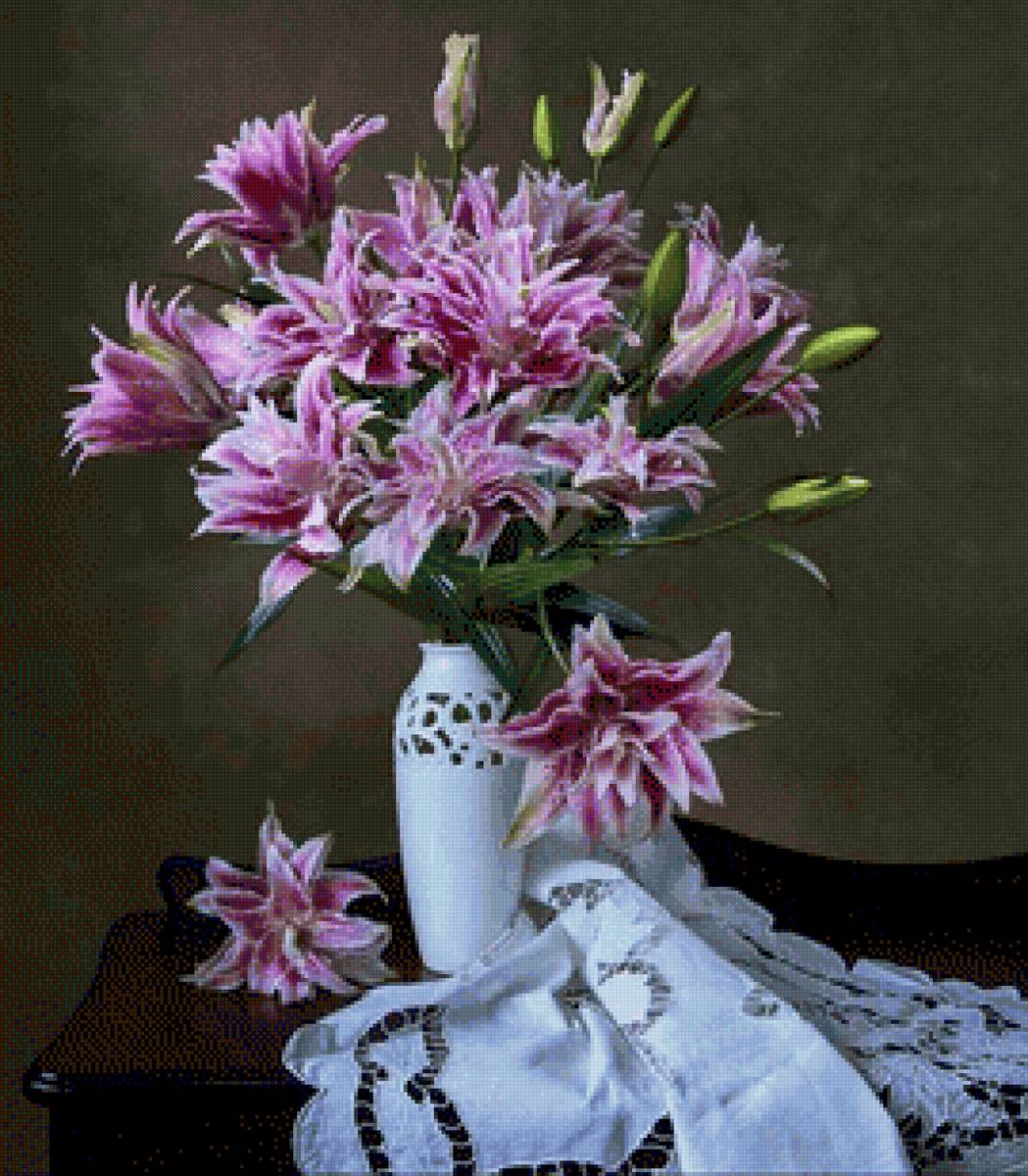 С букетом пурпурные лилии - лилии, пурпурныелилии, натюрморт, цветы - предпросмотр