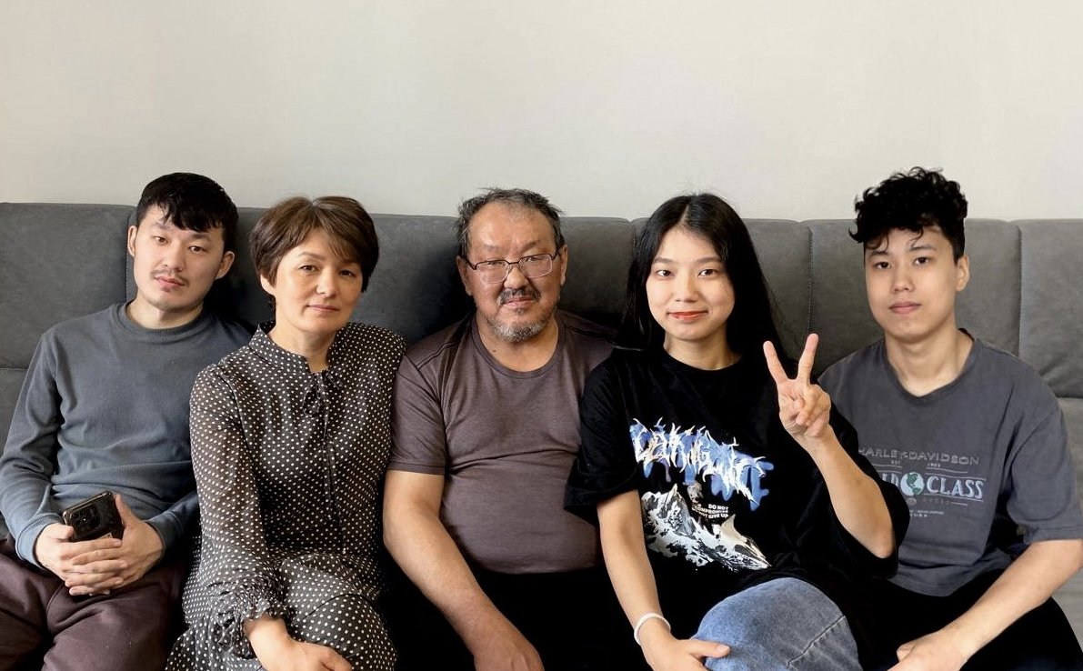 Хохсоторовы - сардана, николай, хохсотор, гриша, асхан, ася, семья - оригинал