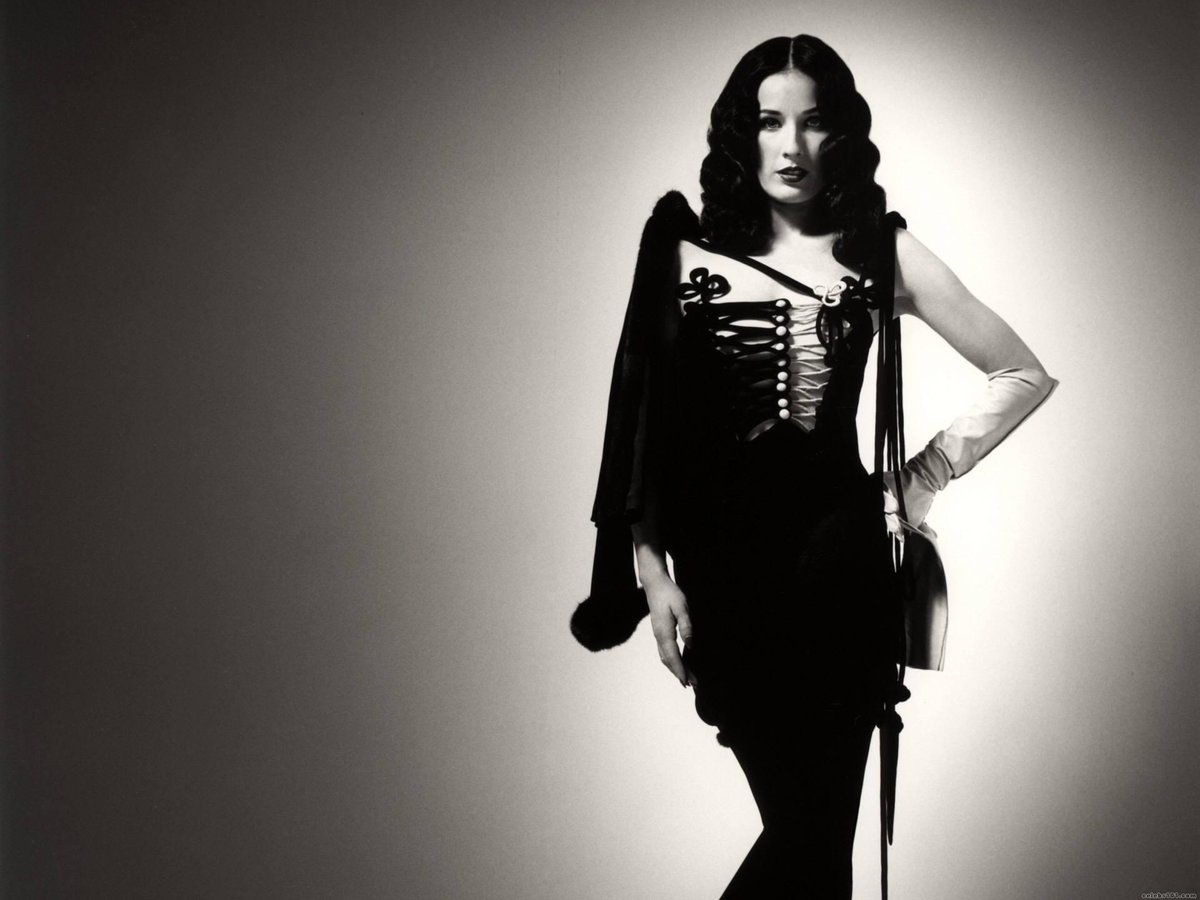 Дита фон Тиз - оригинал