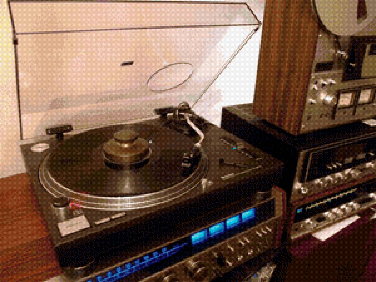 Виниловый проигрыватель - предпросмотр