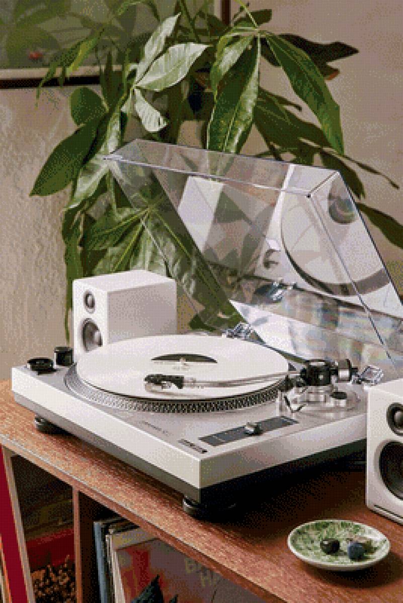 Виниловый проигрыватель - предпросмотр