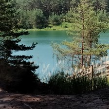 бирюзовое озеро