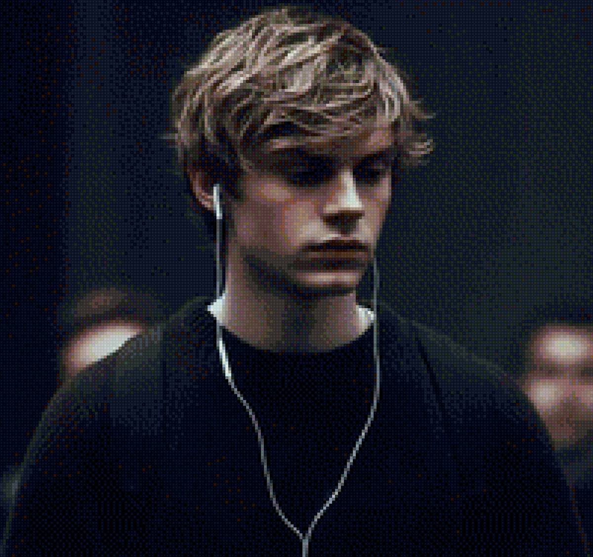 Tate Langdon 2 - ahs - предпросмотр