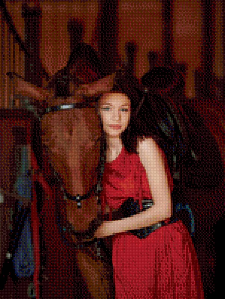 Виктория - лошадь, леди в красном, девушка - предпросмотр